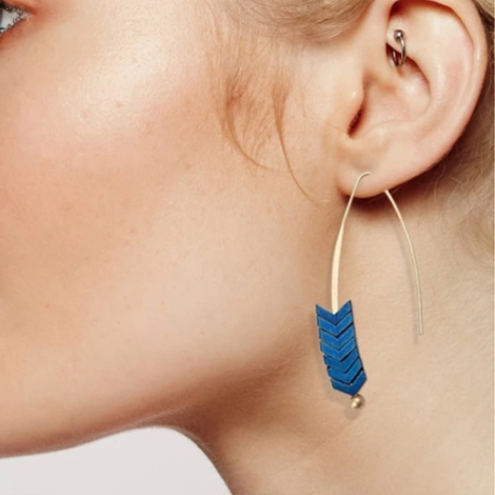 Cute arrow long hook earring